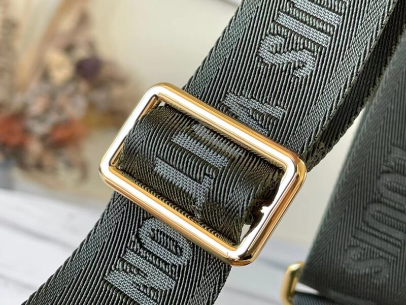 Louis Vuitton Multi Pochette Accessoires-34 x 21.5 x 5CM - Image 8