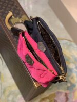 Louis Vuitton Maxi Multi Pochette Accessoires -34 x 21.5 x 5CM - Image 5