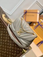 Louis Vuitton New Wave Bag-24x14x9CM