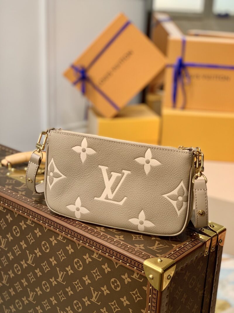 Louis Vuitton Multi Pochette Accessories-24 x 13.5 x 4CM - Image 3