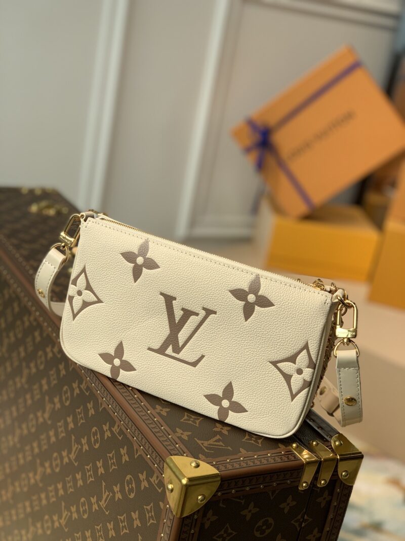 Louis Vuitton Multi Pochette Accessories-24 x 13.5 x 4CM - Image 4