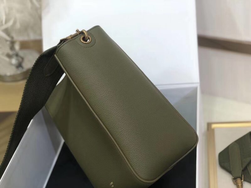 Celin Suau Sangle Bucket In Soft Grained Calfskin-17.5*24.5*12CM - Image 4