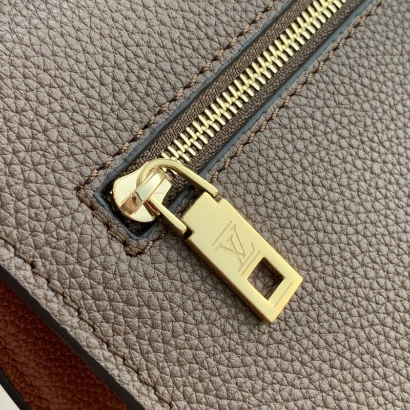 Louis Vuitton M58949 Mylockme BB-22.5 x 17.0 x 5.5CM - Image 6