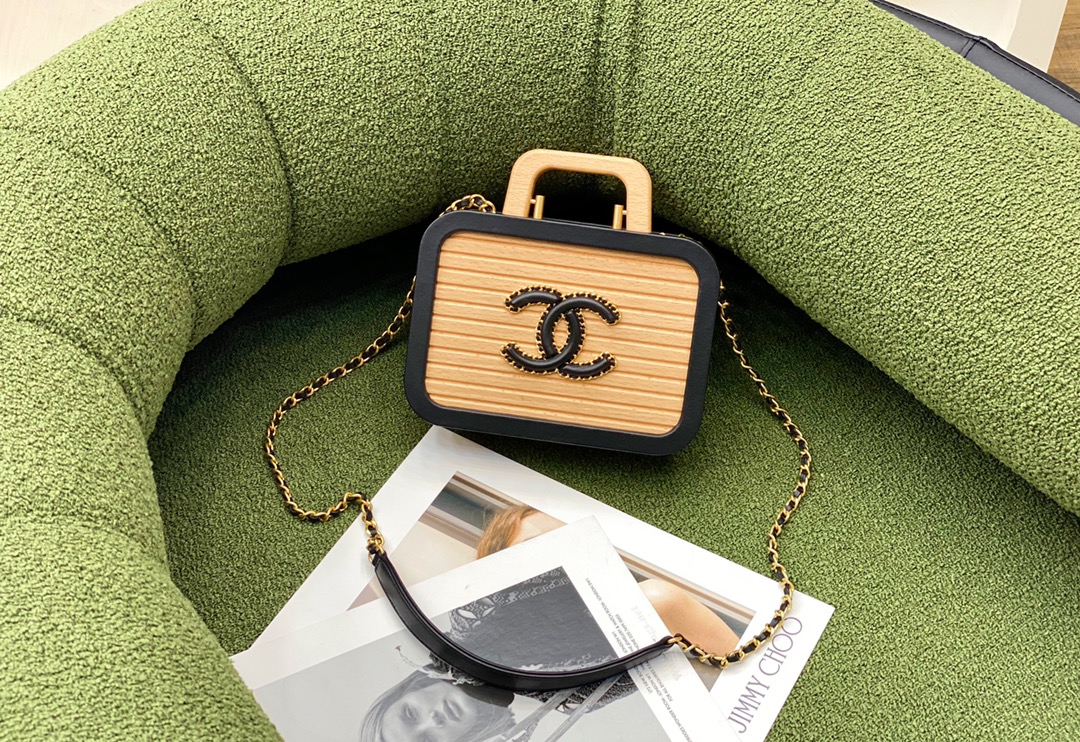 asas-43432323_8_.jpg Ch@nel Vanity Bag-17x12x7CM - Image 1