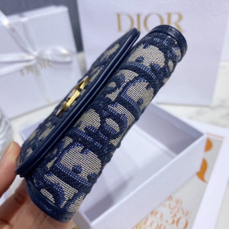 Diro 30 Montaigne Wallet - Image 2