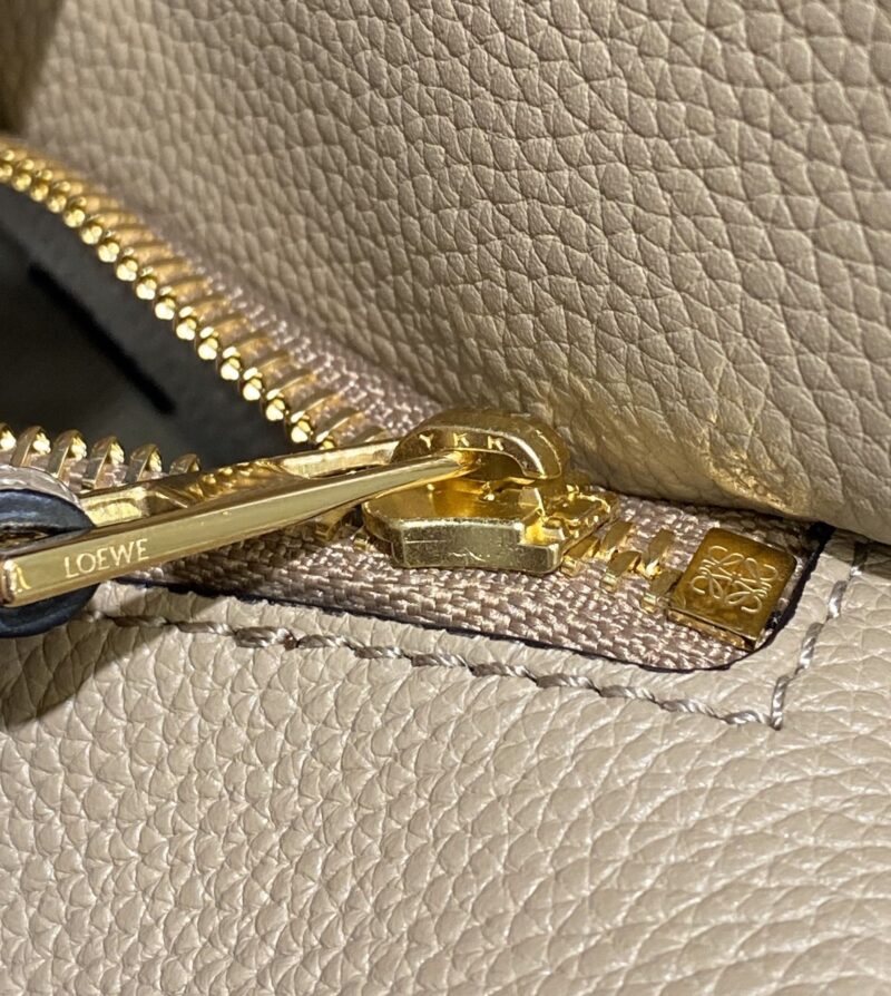 Lowee Puzzle Small Bag-24*10*14CM - Image 4