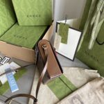 Gucci Small Handbags-20.5x15.5x6CM - Image 2