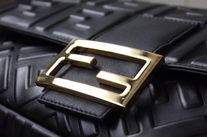 Fendi Baguette Bag - Image 11