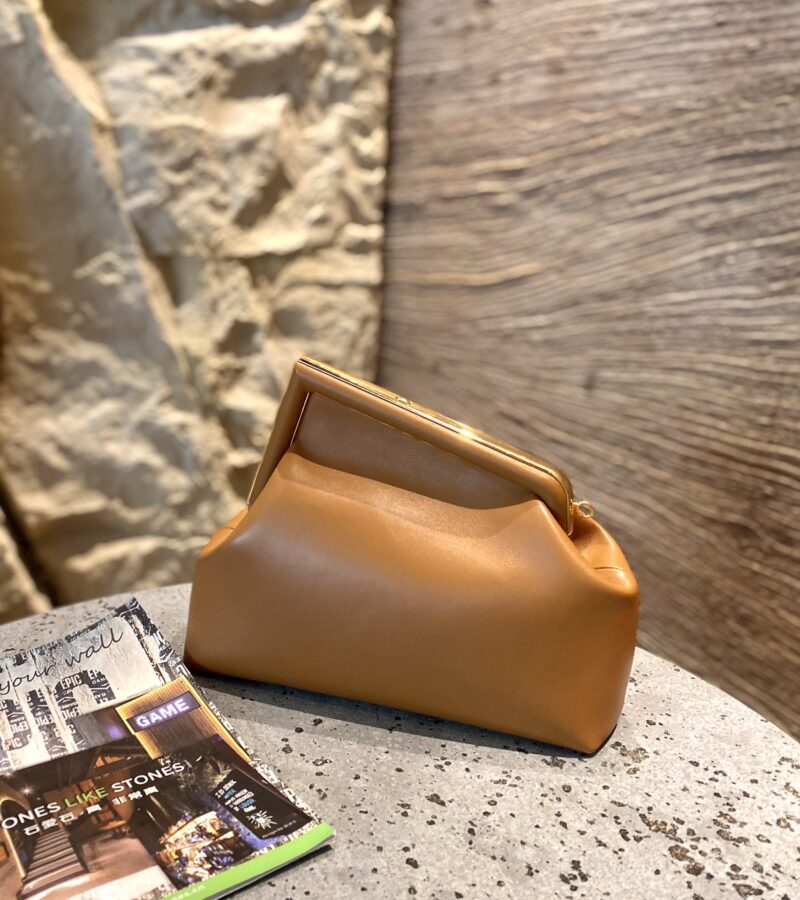 Fendi  First Bag-26*18*9.5/32.5*23.5*15CM - Image 4