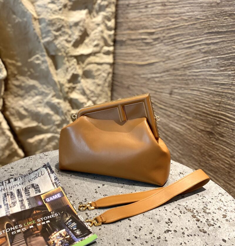 Fendi  First Bag-26*18*9.5/32.5*23.5*15CM - Image 5