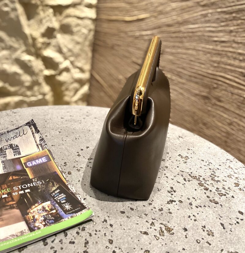 Fendi  First Bag-26*18*9.5/32.5*23.5*15CM(Brown) - Image 7