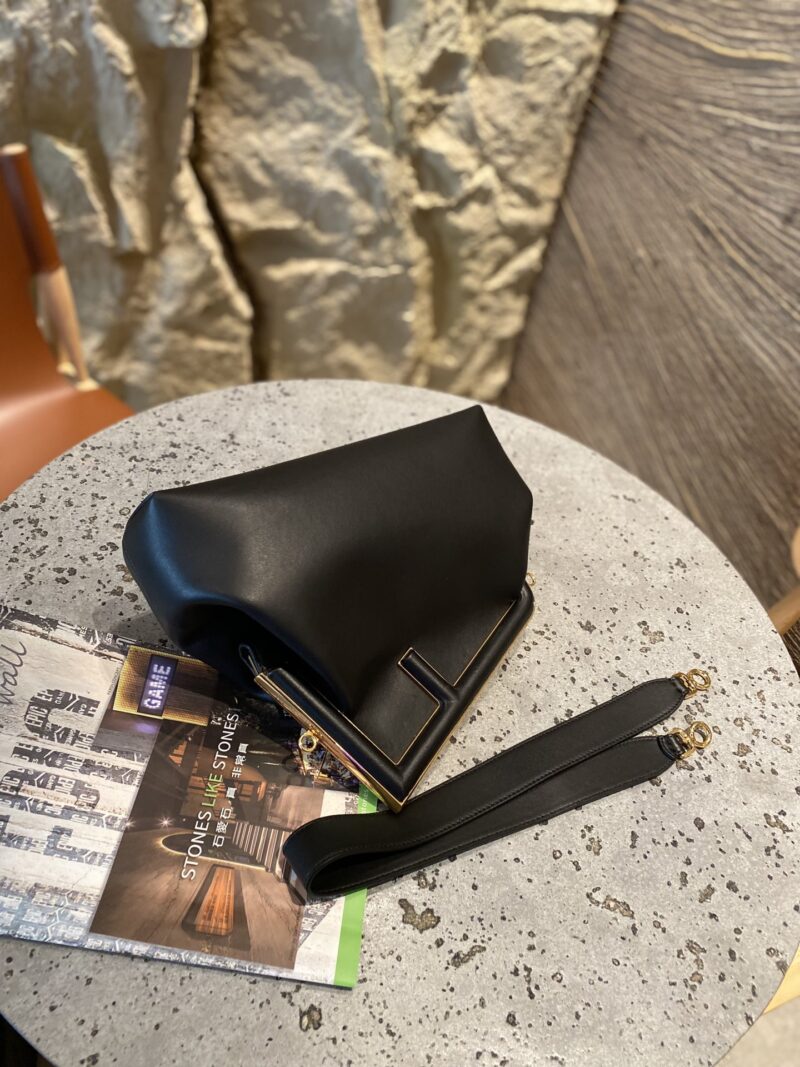 Fendi  First Bag-26*18*9.5/32.5*23.5*15CM(Black) - Image 4