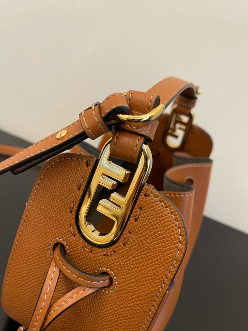 Fendi Pomodorino-21.5x14x17CM - Image 9