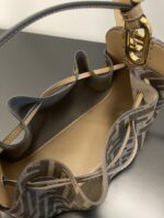 Fendi Pomodorino-21.5x14x17CM - Image 2