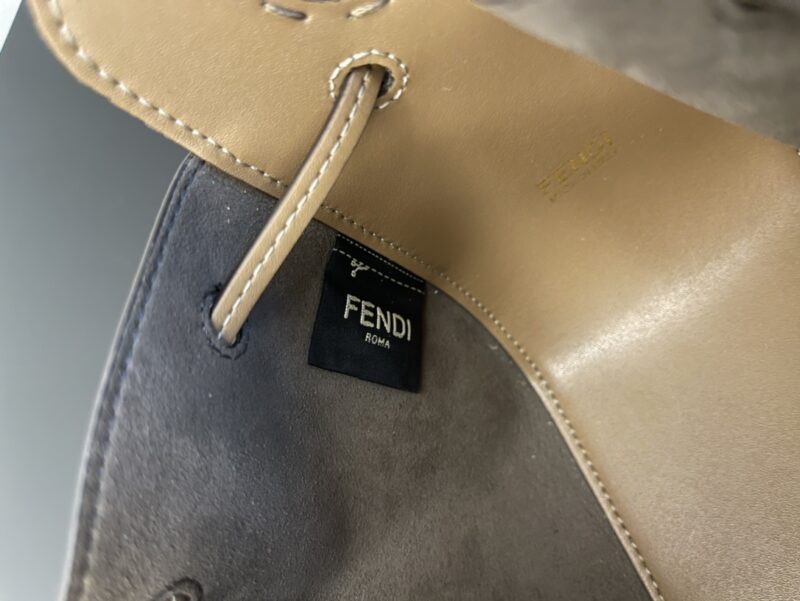 Fendi Pomodorino-21.5x14x17CM - Image 6