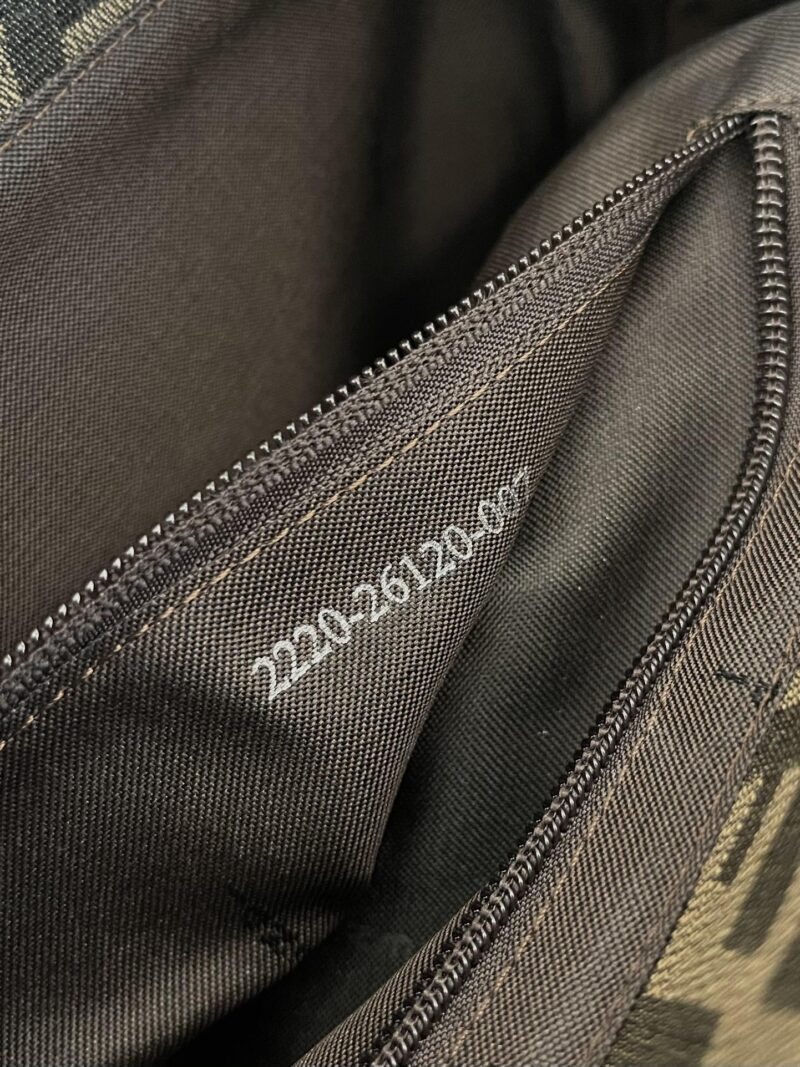 Fendi Vintage Tote-27x30x13CM - Image 7