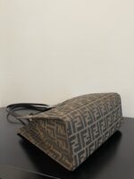 Fendi Vintage Tote-28x28x11CM - Image 5
