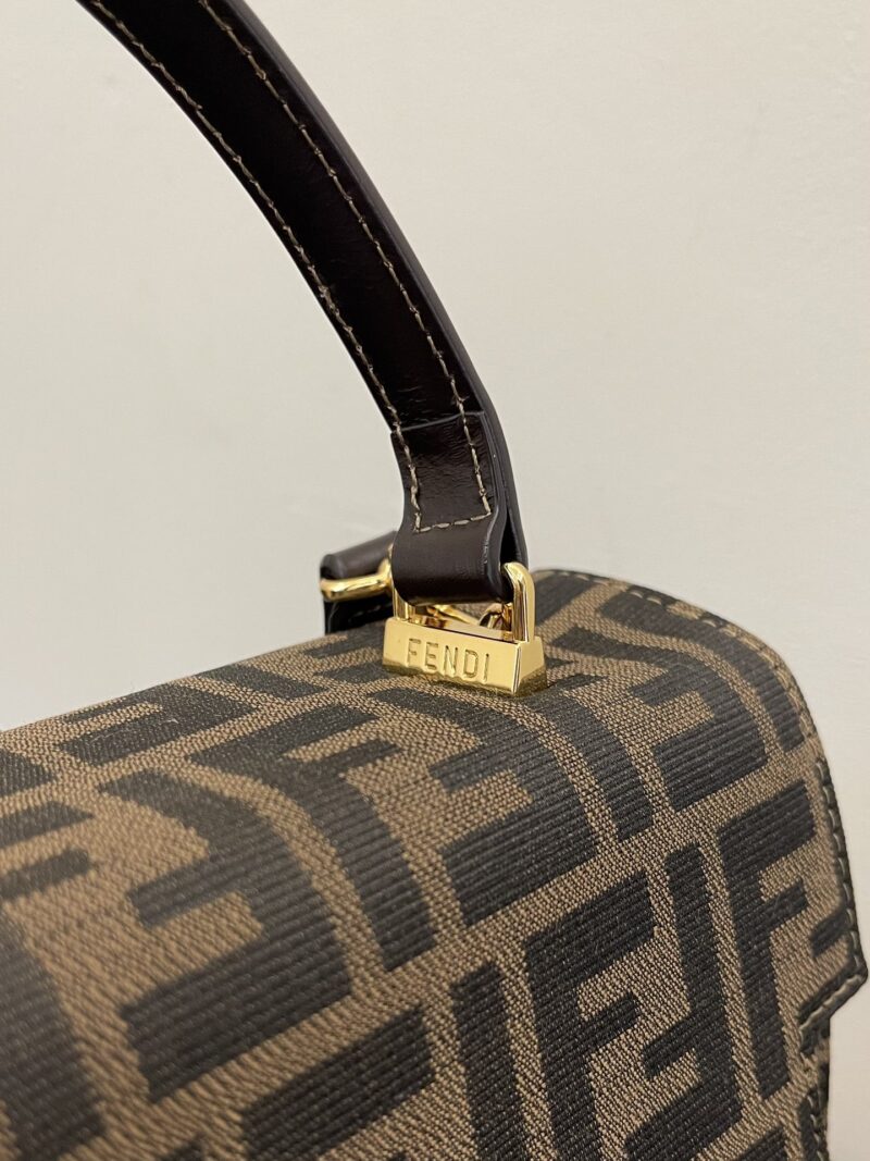 Fendi Vintage Handbags-29x22x11CM - Image 7