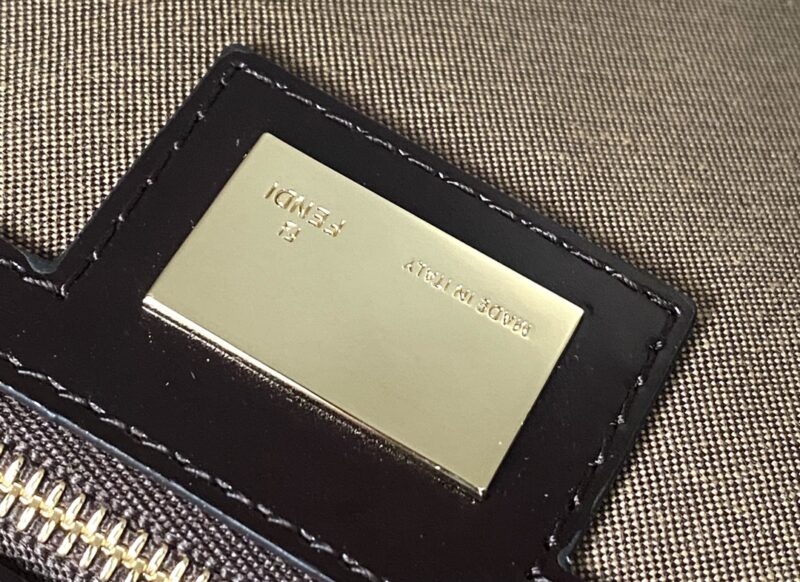 Fendi Vintage Handbags-38×8×19CM - Image 8