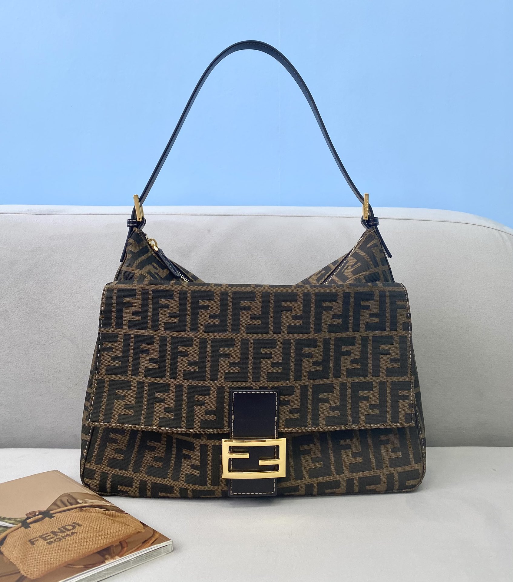 ba438757_8_.jpg Fendi Vintage Handbags-34×9×26CM - Image 1
