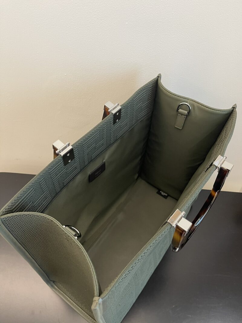 Fendi Tote-36*17*31CM - Image 9