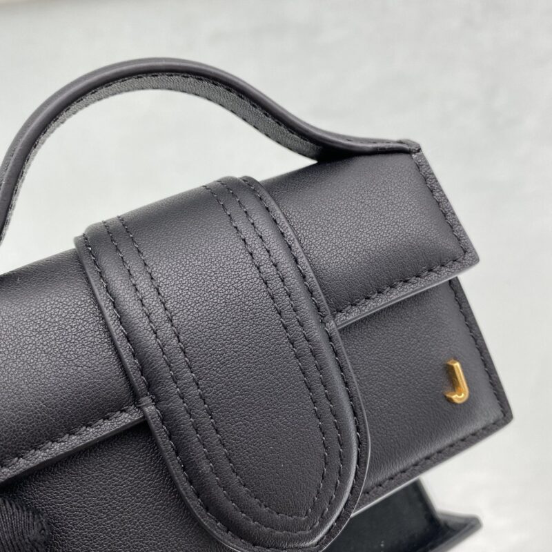 Jacquemus BamninoMini Bag-11x5x6.5CM - Image 6