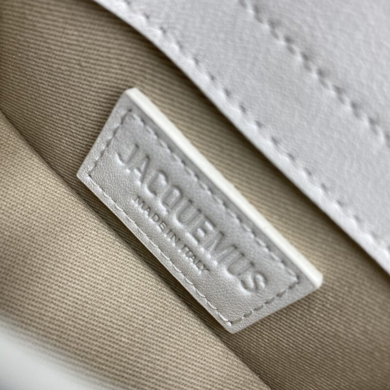 Jacquemus BamninoMini Bag-11x5x6.5CM - Image 3