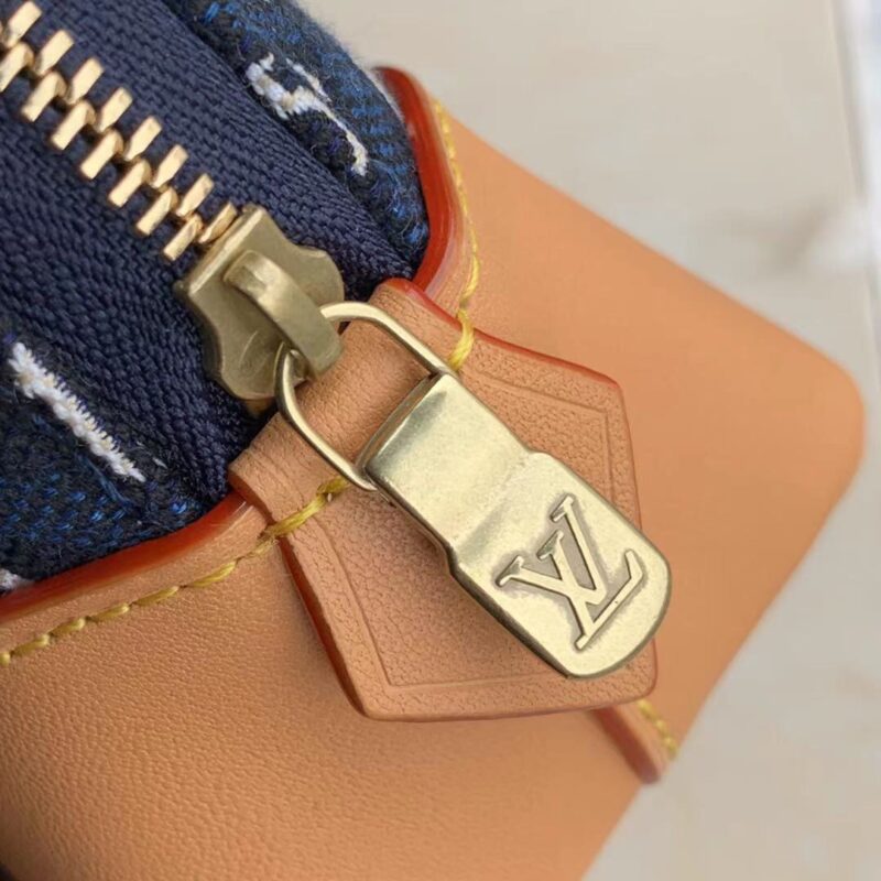 Louis Vuitton Since 1854 Cosmetic Bag-19*12*6CM - Image 6