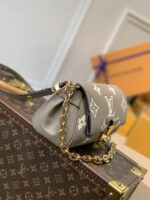 Louis Vuitton Favorite M45819-24 x 14 x 9CM - Image 2