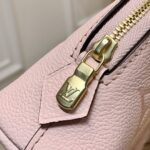 Louis Vuitton Cosmetic Bag-19*12*6CM - Image 6