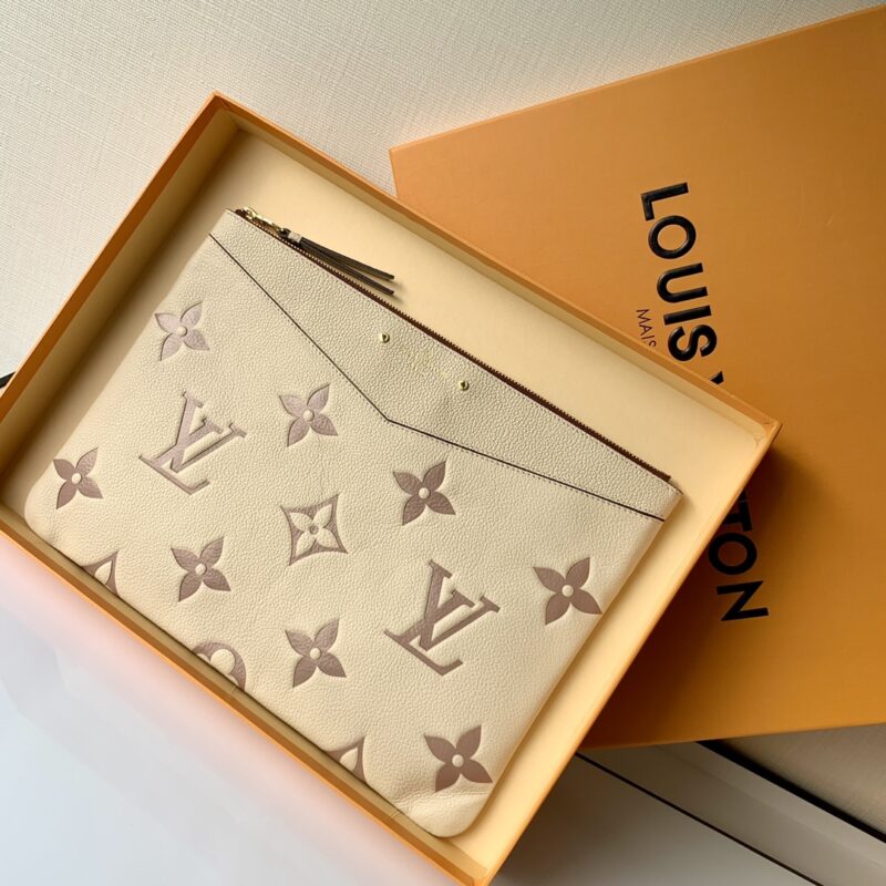 Louis Vuitton Pouch-29.5*21*1 CM - Image 3