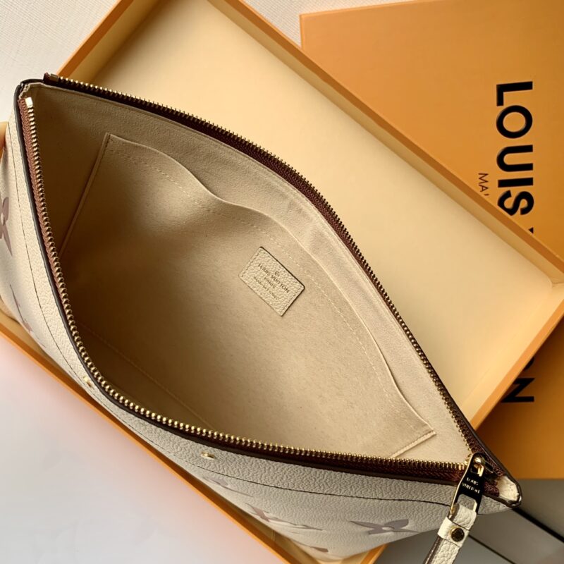 Louis Vuitton Pouch-29.5*21*1 CM - Image 7