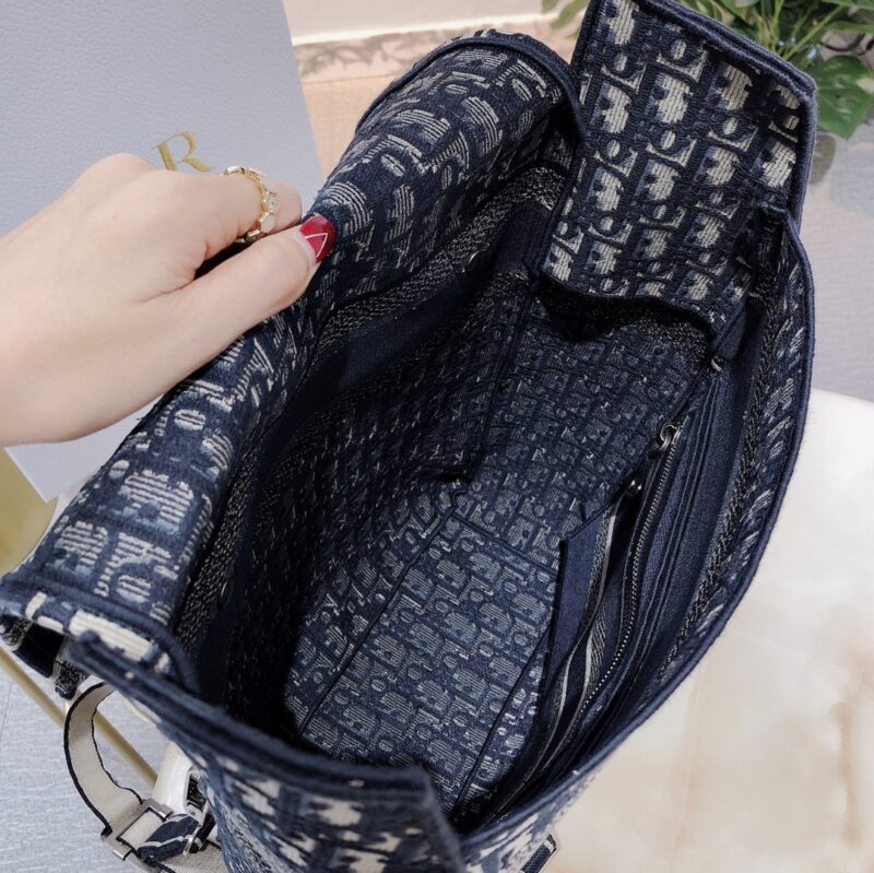 Diro Oblique Backpack-28X36X12CM - Image 7