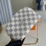 Louis Vuitton Cosmetic Bag-17*12*6CM
