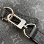 Louis Vuitton Taigarama Outdoor Bag-M30755-15*9*7CM - Image 2