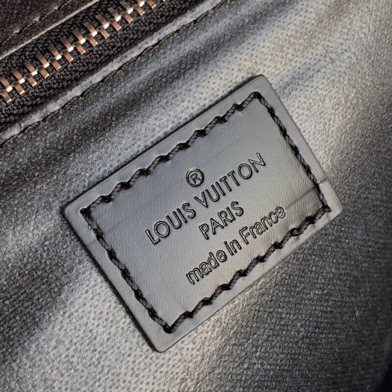 Louis Vuitton Cosmetic Bag-M47528-28*16*13CM - Image 2