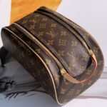 Louis Vuitton Cosmetic Bag-M47528-28*16*13CM - Image 2