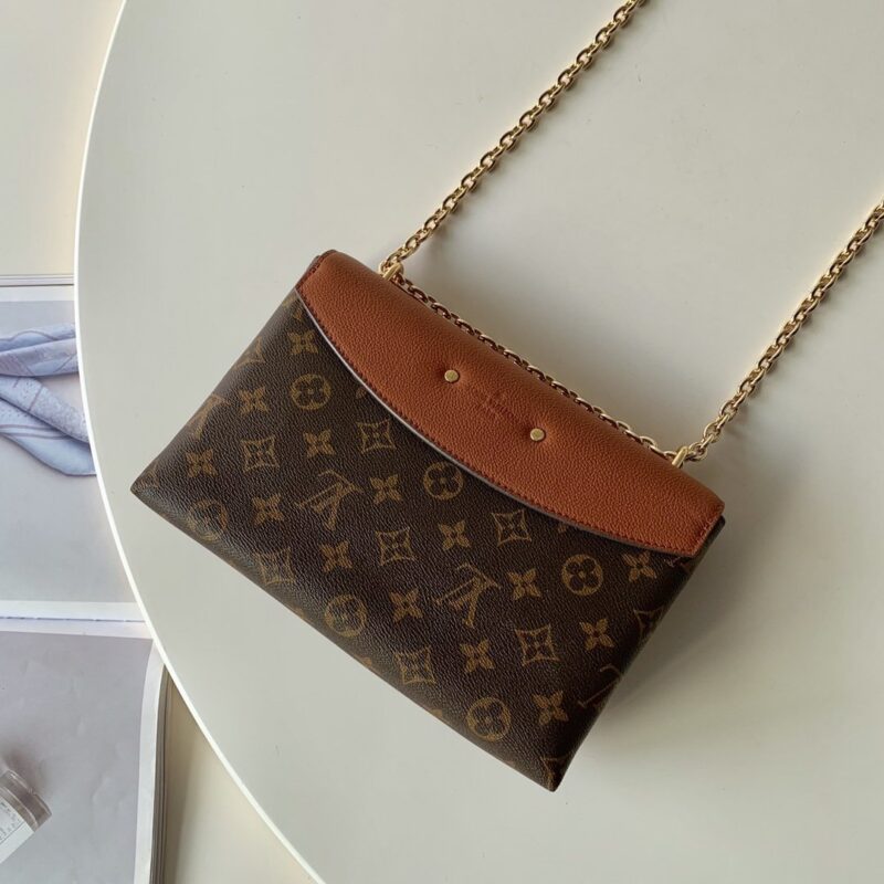 Louis Vuitton Saint Placide Chain Bag-24.5*6.5*16.5CM - Image 6