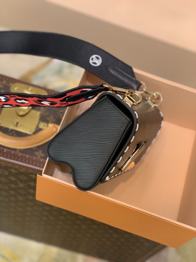 Louis Vuitton Wild at Heart Twist MM-23*17*9.5CM - Image 3