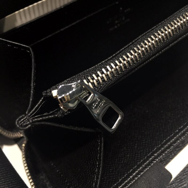 Louis Vuitton Zippy Wallet-19*10*2CM - Image 2