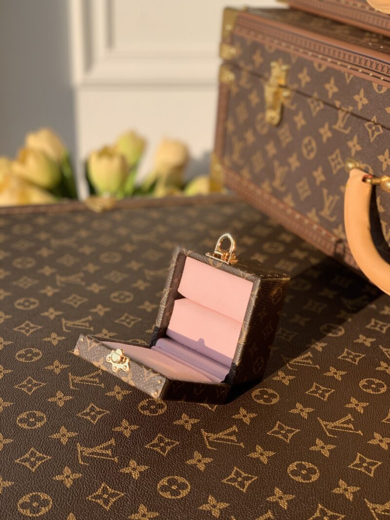 Louis Vuitton Écrin Déclaration Ring Box-7.5/7.5/5CM - Image 17