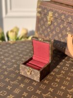 Louis Vuitton Écrin Déclaration Ring Box-7.5/7.5/5CM - Image 9