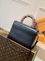 Louis Vuitton Twist MM-23*18*8CM - Image 8