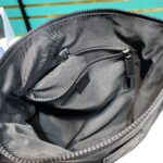 Gucci Crossbody Bag-31*33*2CM - Image 3