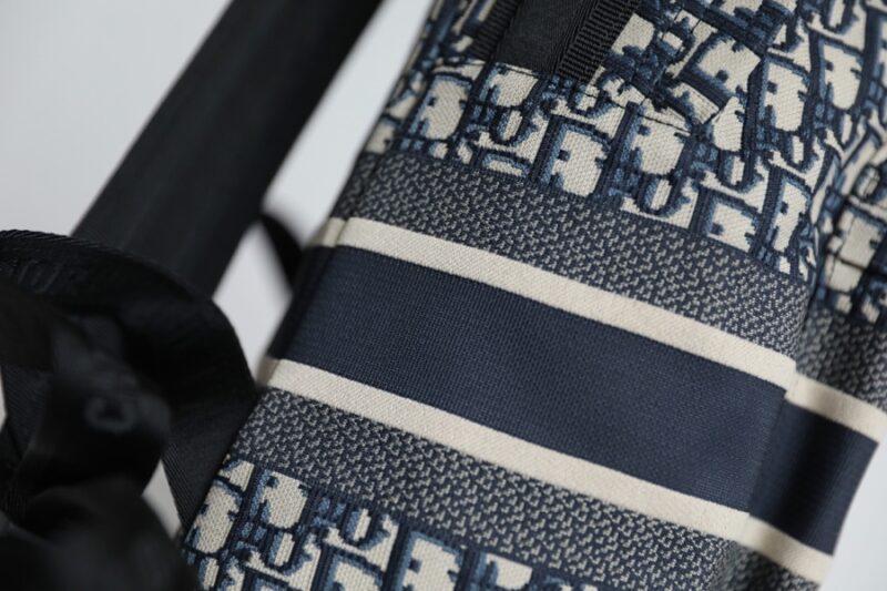 Diro Oblique Backpack-42x33x15CM - Image 8