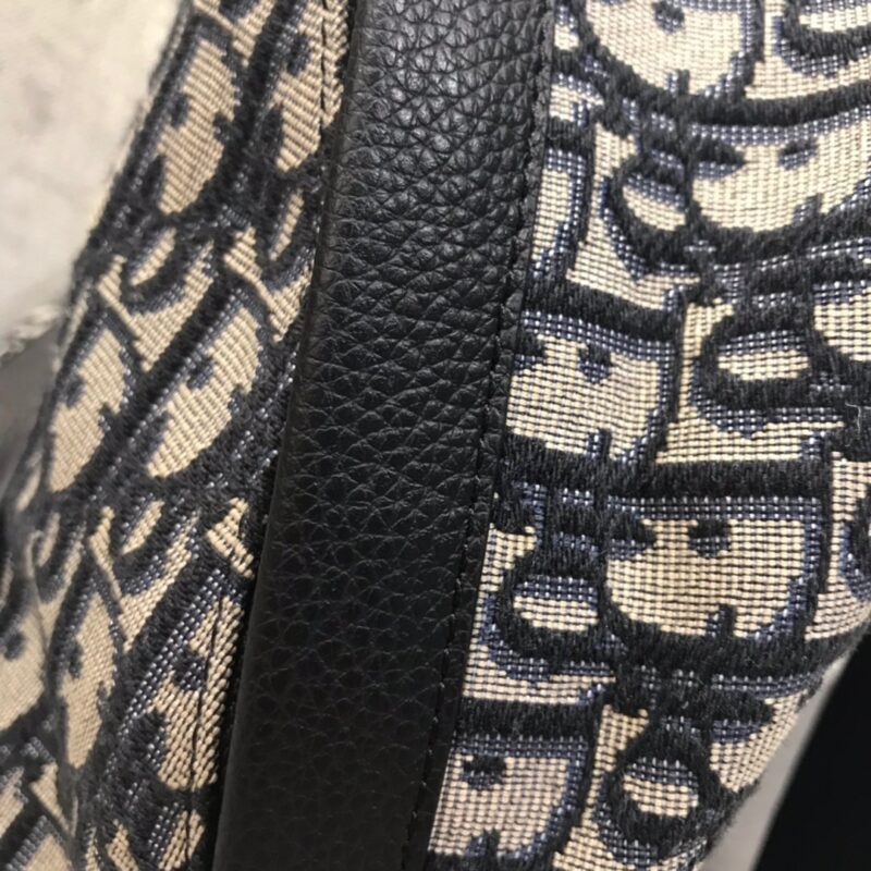 Diro Oblique Backpack-42x33x15CM - Image 7