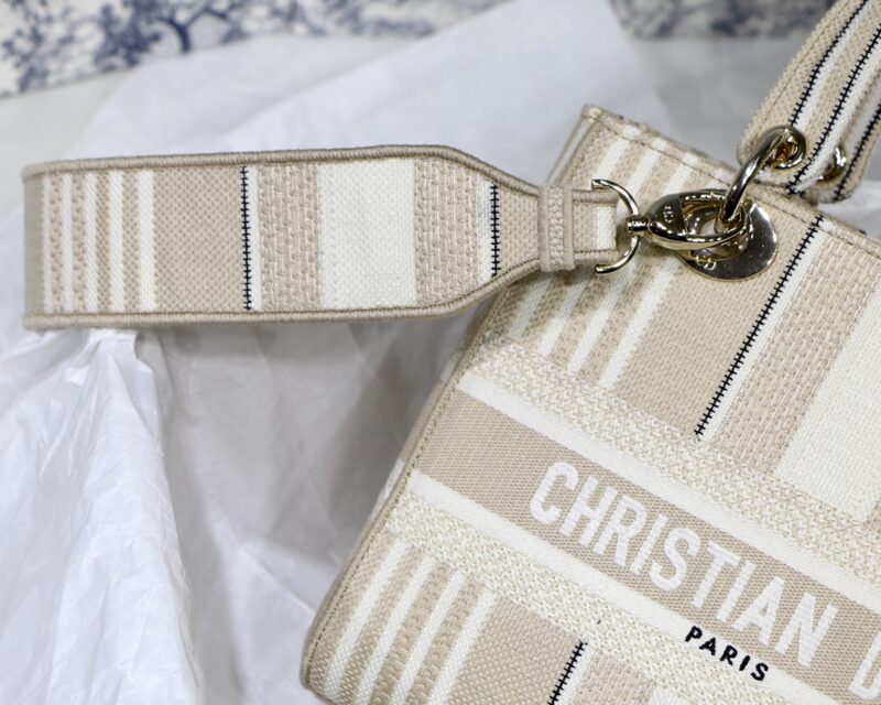 Lady Diro Bag-24*20*11CM - Image 6