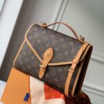 Louis Vuitton Handlebag M44919-29×24×10CM