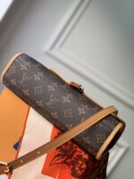 Louis Vuitton Handlebag M44919-29×24×10CM - Image 6