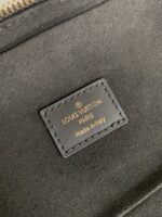 Louis Vuitton Cosmetic Bag M42264-14*19*10CM - Image 7